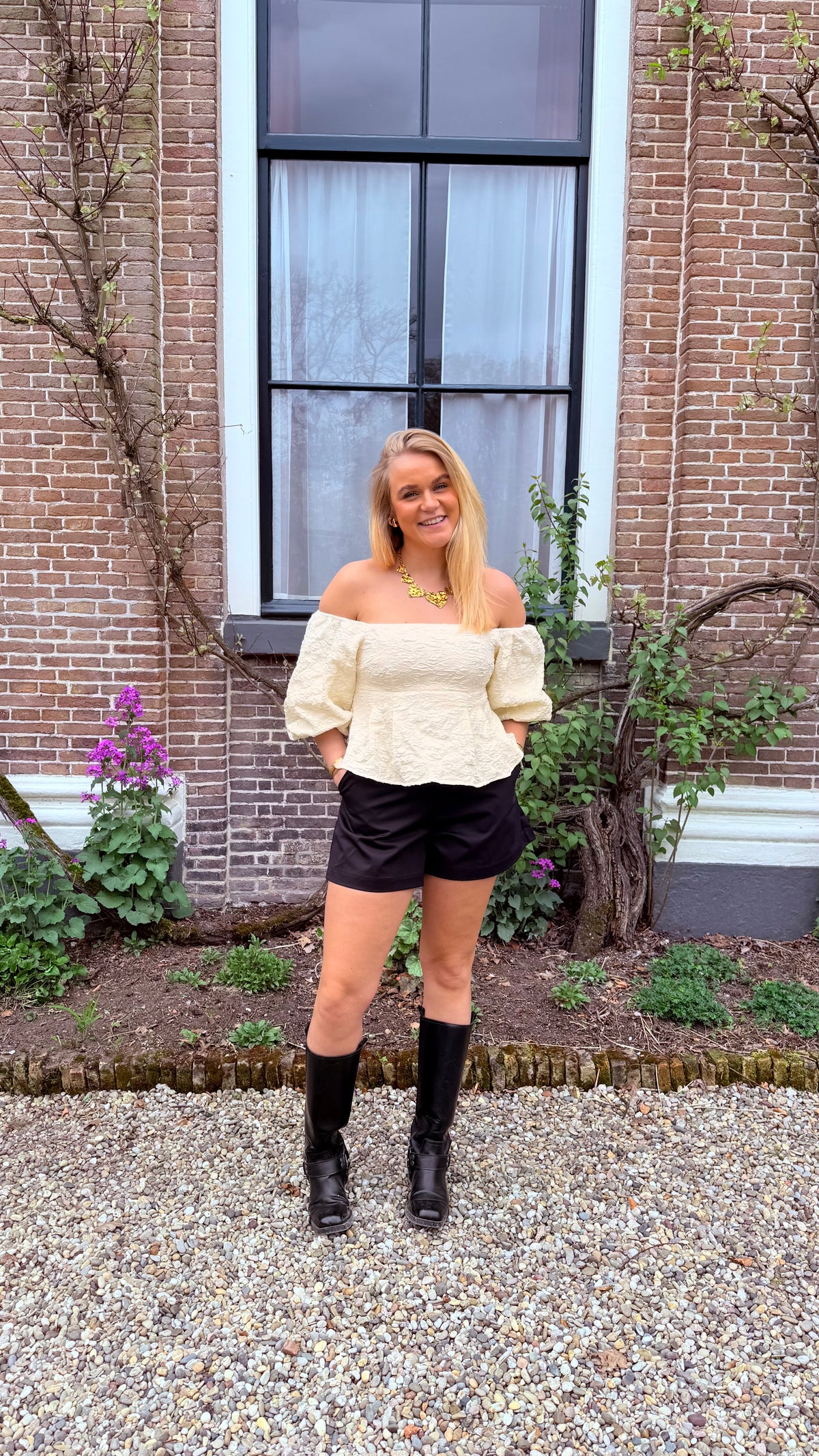 Belle Rose Top Beige