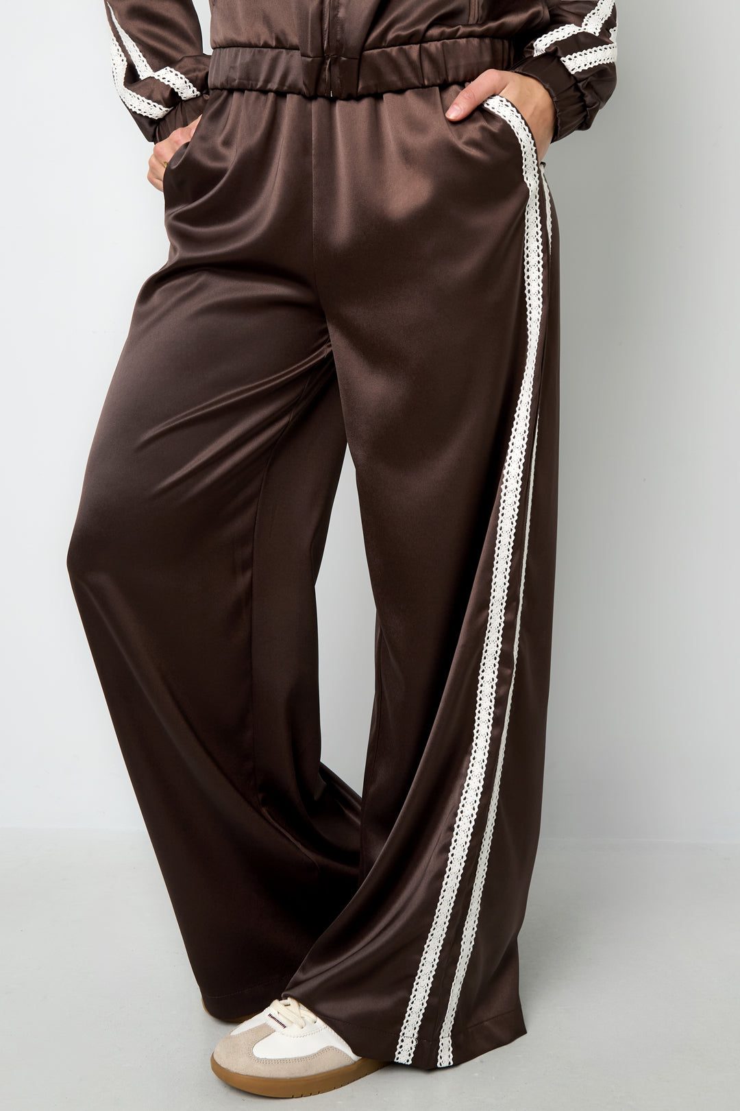 Satin Stripe Pants Brown