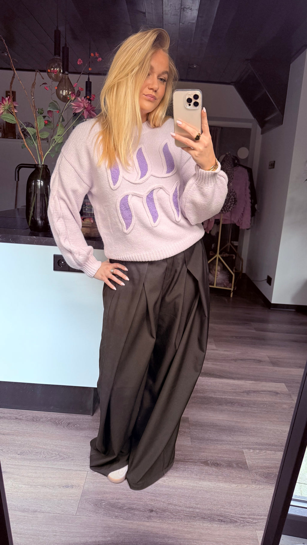 The Letter Knit Lila