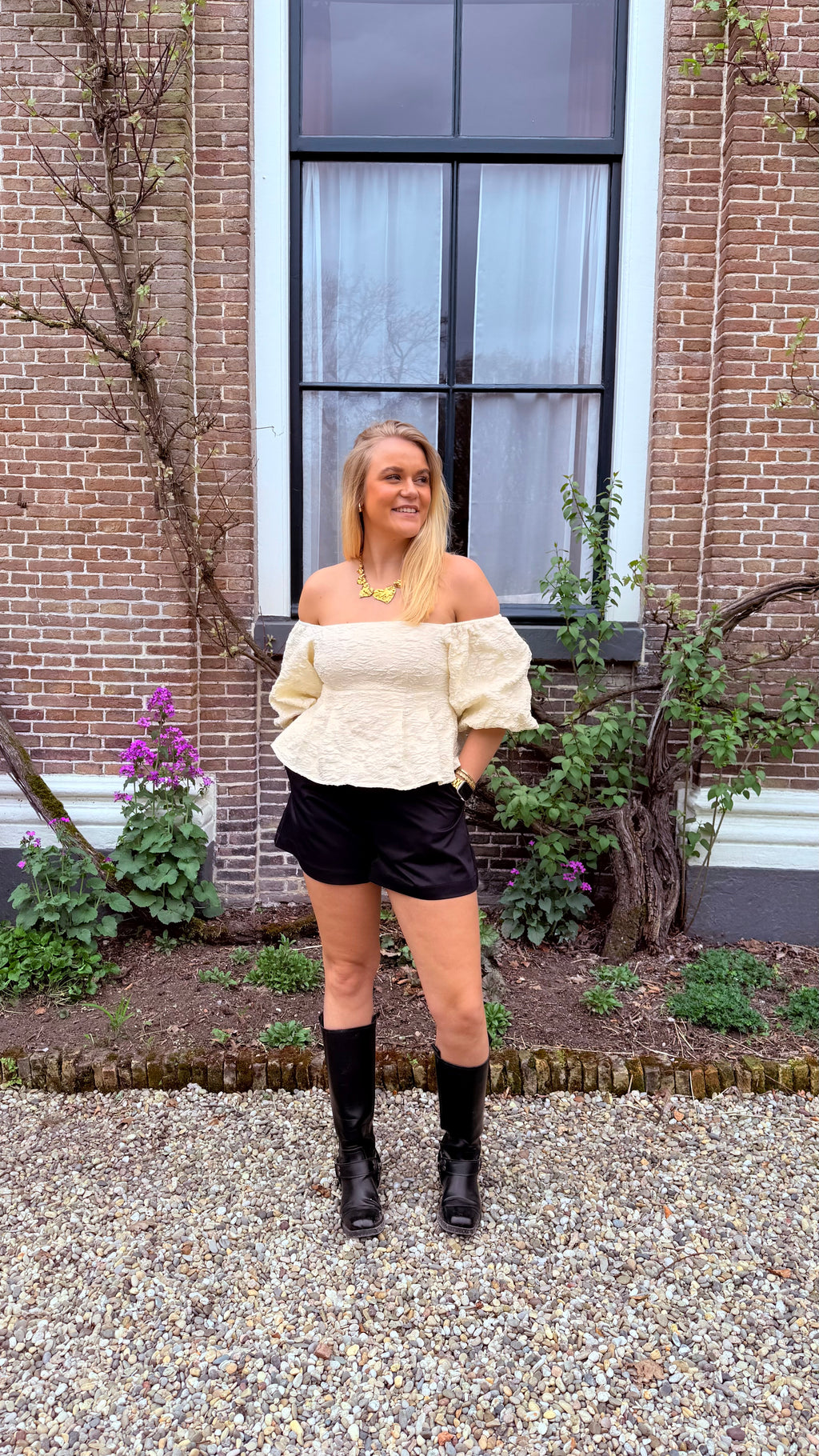 Belle Rose Top Beige