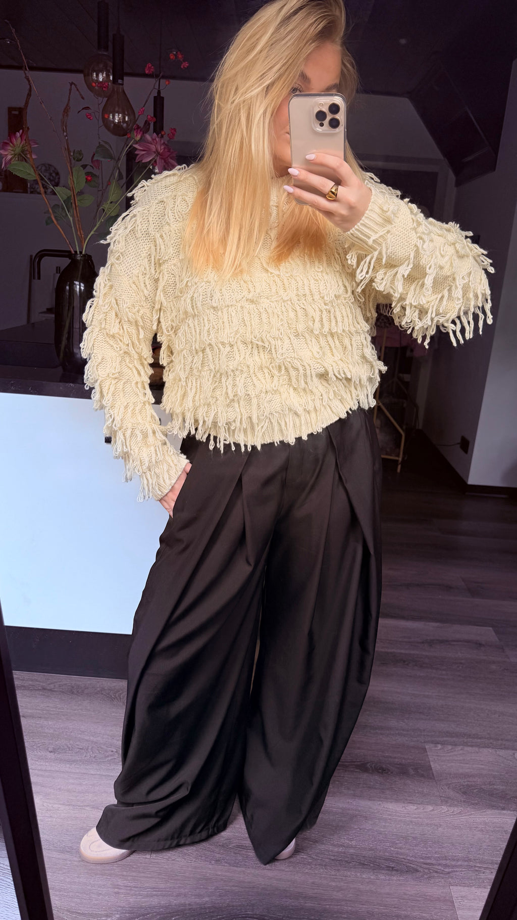The Fringe Love Sweater Beige